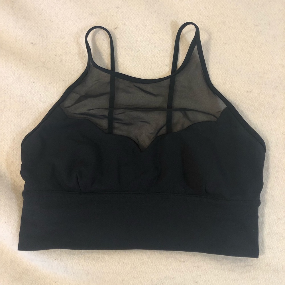 Lululemon scalloped mesh sports bra